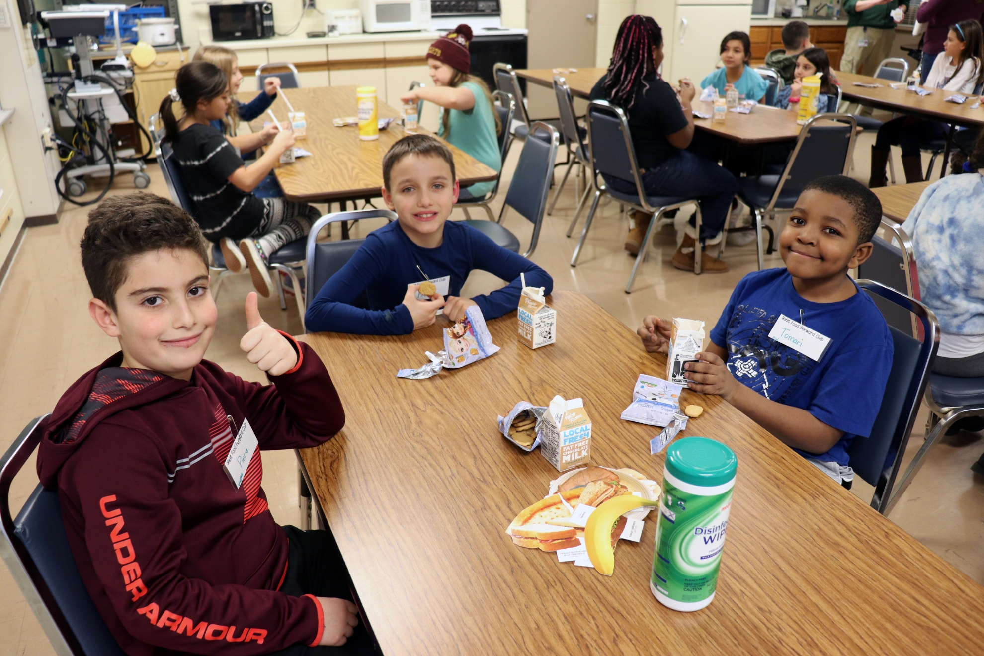 Students participate in Best Food Forward Club