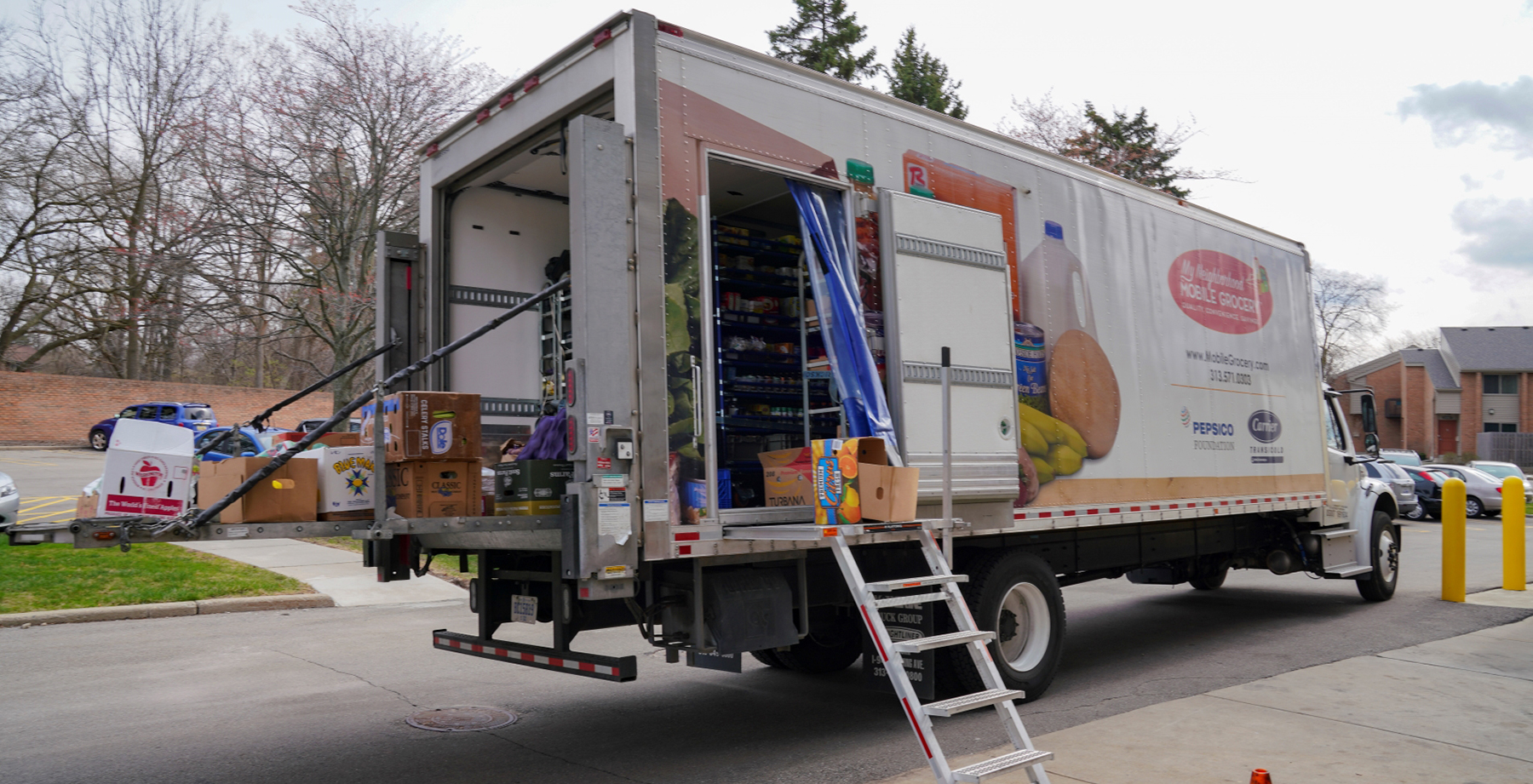 The delivery arrives!