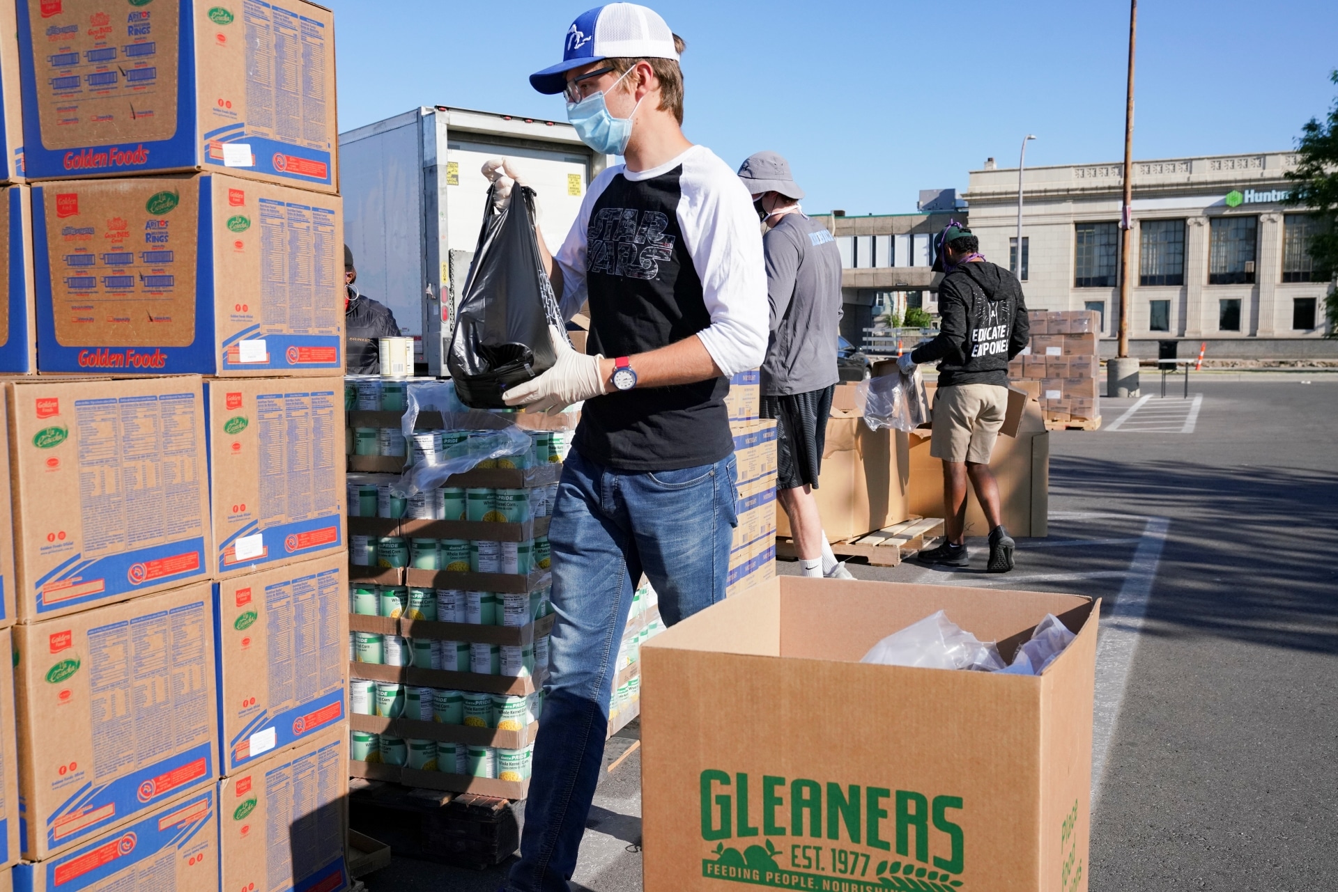 gleaners food bank detroit volunteer gleaners food bank detroit volunteer